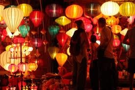 Romantic Hoi An on full moon night - ảnh 1